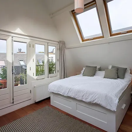 Charming With Roof Terrace *