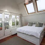 Charming With Roof Terrace *