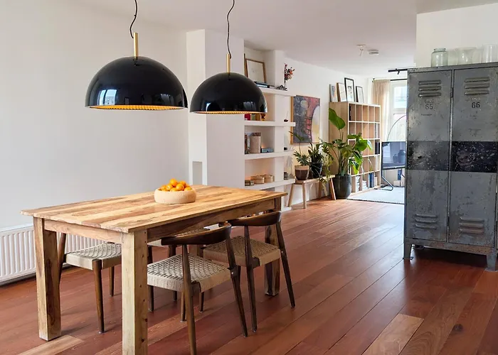 Charming With Roof Terrace Appartement Amsterdam