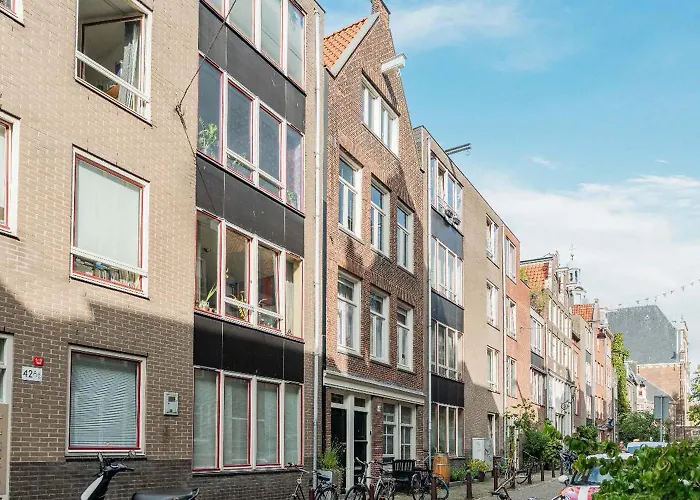 Charming With Roof Terrace アパート