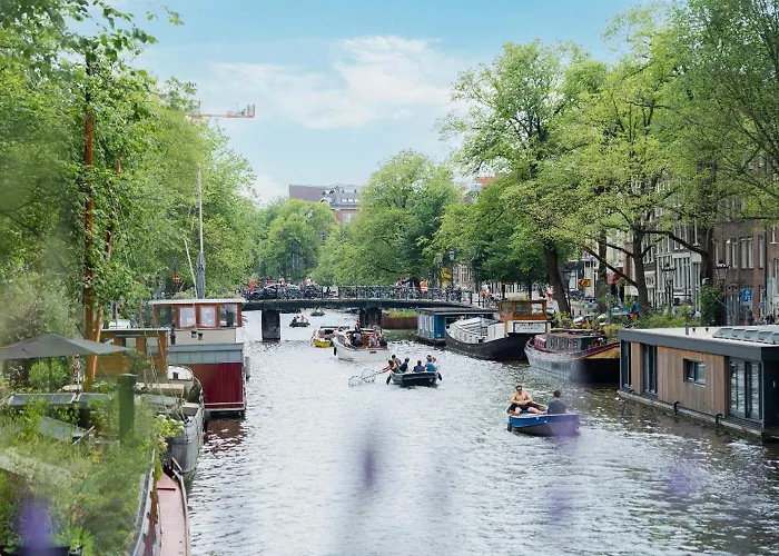 アパート Charming With Roof Terrace アムステルダム