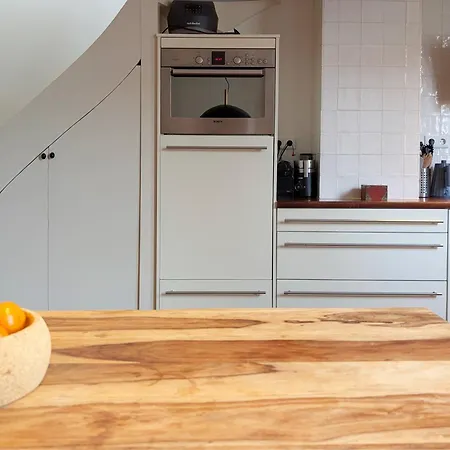 Charming With Roof Terrace شقة